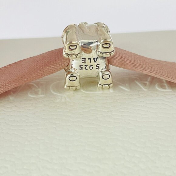 Authentic Pandora Winniper Charm Rare Retired Exclusive Comes In Box - Picture 4 of 4